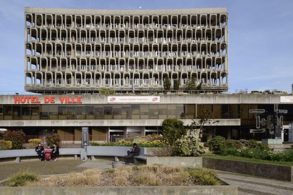 ⁦<a href="/C20Society/">C20 Society</a>⁩ lectures on Brutalism round the world begin on Thursday 16 March at Cowcross St and in Zoom land with fabulous Paris! New book by Roger Wilson and Brian Green too on sale too!