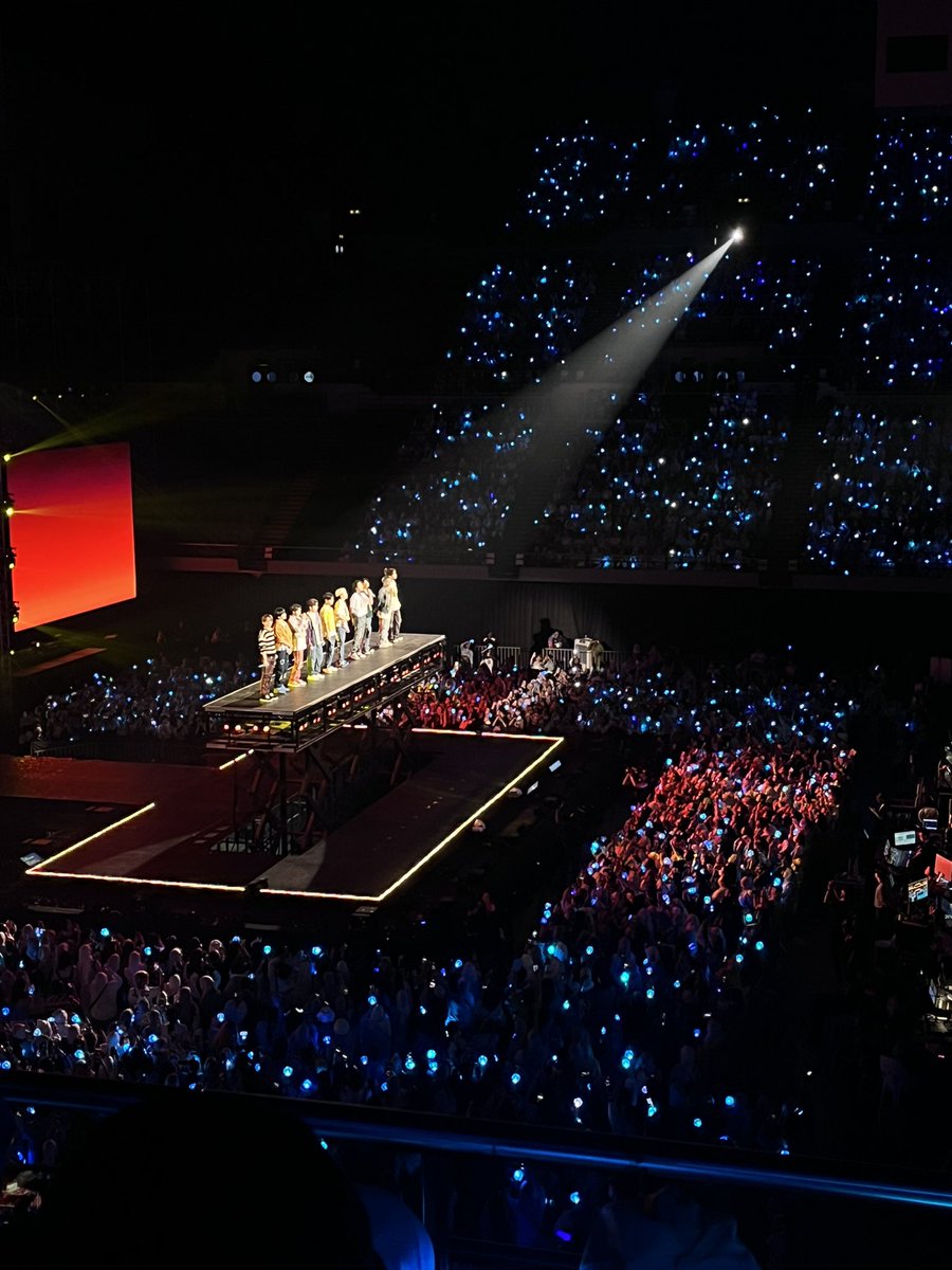 wennnnnnn000's tweet photo. TREASURE will always be my safe haven✨

#Hello_Tour_KualaLumpur #TREASUREinKL #TREASUREinKualaLumpur #TREASURE #HelloTourinKL @treasuremembers https://t.co/EIWzWr8rGG
