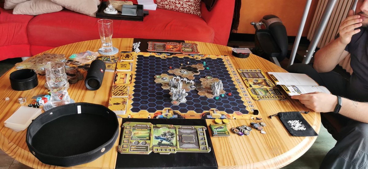 Dupont140's tweet photo. Thank you for this bord game, it's amazing !! https://t.co/DPWKDqxPaB