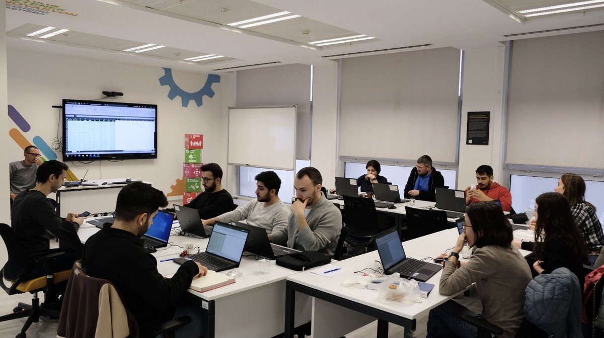 nilovasyon's tweet image. Nilüfer İnovasyon Merkezi tarafından “Excel Tips&amp;amp;Tricks (Excel Formülleri ve İpuçları) Eğitimi” gerçekleştirildi.

Orta seviye Excel kullanma becerilerinin ileri seviyeye taşındığı eğitim ile formüller, ipuçları, grafik ve pivot uygulamaları hakkında bilgi verildi.

#exceleğitimi