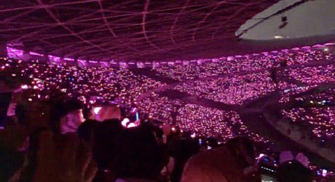 samboykitty's tweet photo. PINK OCEAN at the GBK Stadium, JAKARTA DAY 1💗

SELAMAT DATANG BLACKPINK
LALISA GUNCANG JAKARTA
#BORNPINKinJKTday1
#BLACKPINKinJAKARTA 
#BLACKPINK #BORNPINK  #BORNPINKinJAKARTA #BORNPINKinJKT #BLACKPINKinJKT #BLACKPINK_BORNPINK #BLACKPINK_WORLDTOUR #BORNPINK_WORLDTOUR https://t.co/eHTT5SApUB