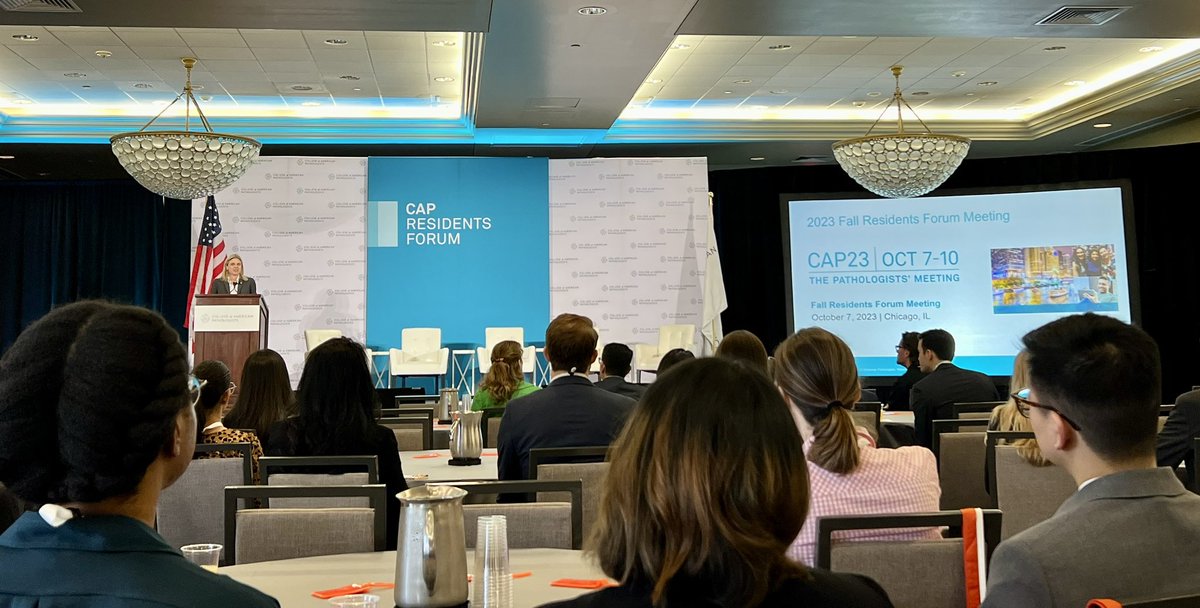 Paeanox's tweet image. Consider joining resident forum meeting on the 16th floor @DoubleTree @Pathologists #caprf #rfec #PathTwitter #nola