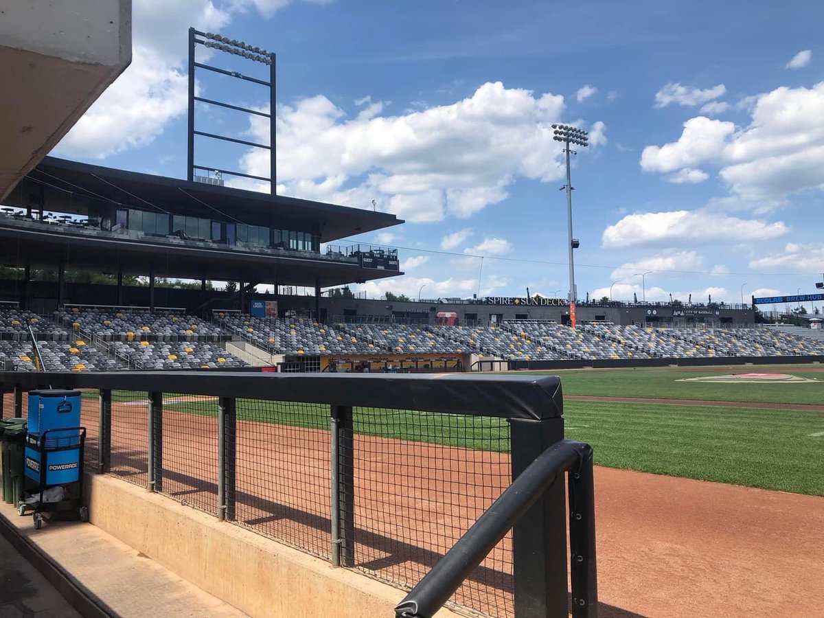 CraigCouillard's tweet photo. Excited and grateful to start my 2nd year working with the MN Twins organization as the St. Paul Saints Sports Chiropractor! Overall this is my 10th year working with the St. Paul Saints. 

#acasc
#sportschiropractic
#acascdocs
#probaseballchiros
#milbteamchiros https://t.co/Tk996AdXks