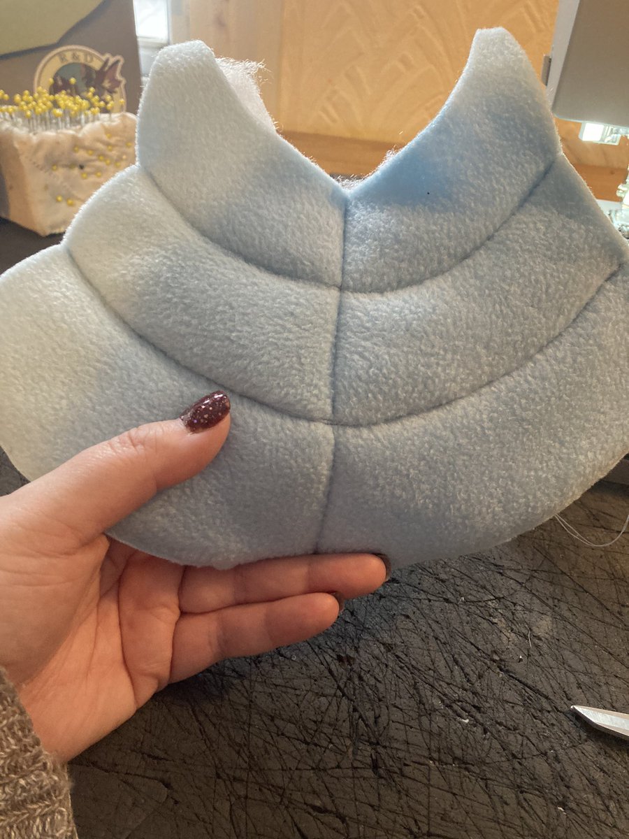 RandDfursuits's tweet image. Time for some chunky scales. Just need to finish the face and I can bring these two parts together. 
#fursuit #fursuitmaker #fursuitbuilder  #fursuitwip