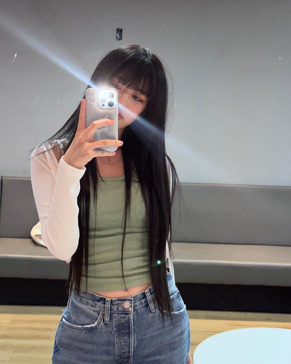 📸 | 230311
 تحديث يوجين عبر حسابها الشخصي بالأنستقرام:
الموسم الاخضر 🌿
#ANYUJIN <a href="/IVEstarship/">IVE OFFICIAL</a> #아이브