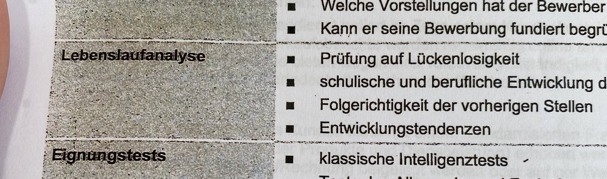Meine Frau lernt gerade bei der IHK, dass man Leute mit Lücken im Lebenslauf aussortieren soll. 👌😮‍💨
