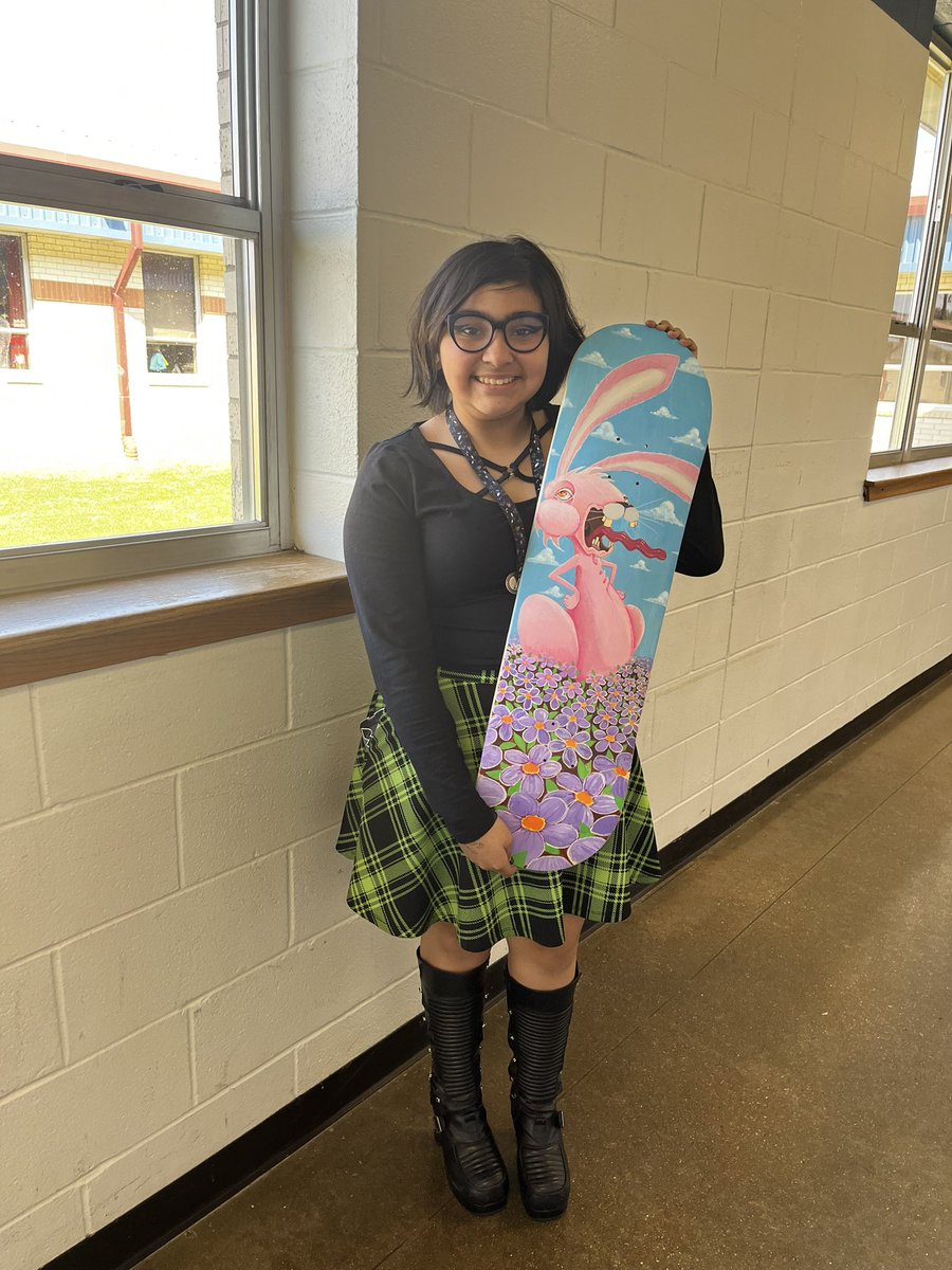 bobcatmath's tweet image. One hardworking @HaysBMS 8th grade student earned her name being entered into this 9weeks raffle for maintaining an A in my math class. She earned a custom skateboard donated by a local artist 👨‍🎨 (Our very own Ms. Hadidi’s husband). #hardworkpaysoff #iteachmath @HaysCISD