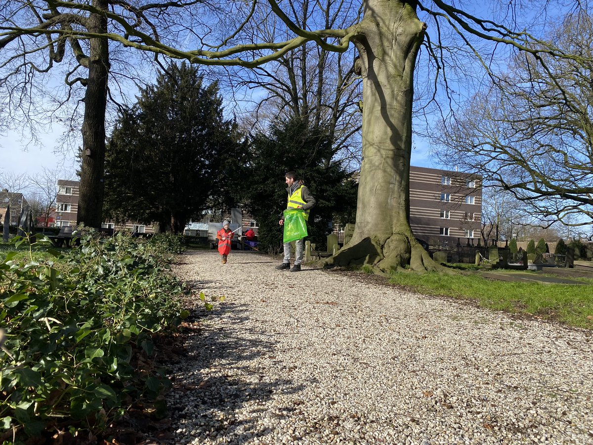 We kijken terug op een super leuke groepsactie tijdens NL Doet bij Ter Navolging! Met bijna 30 deelnemers maakten we het gebied rondom de begraafplaats en naastgelegen station zwerfafvalvrij. Dank aan alle deelnemers! 

#TielTipTop
