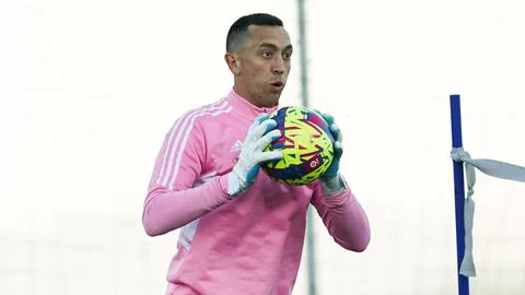 MCeleste1923's tweet photo. Hoxe cumpre 35 anos Agustín Marchesin (@amarchesin1), actual porteiro do @RCCelta. 

O meta, en proceso de recuperación tras a grave lesión no Aquiles, xogou esta tempada 21 encontros con 1912' disputados. Recibiu 1 gol cada 1,51' e estivo 7 partidos imbatido.

#ForzaMarche https://t.co/pYzaM5FQN9