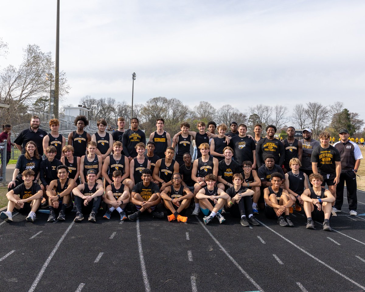 CoachJ1906's tweet photo. So proud of this group! It hasn’t been easy for them, but they accepted a challenge from us in building a sustainable program, and they’re the building block! PR’s are being set week after week due to them embracing the difficult!!! #HHSTrack #work2do @CoachBLott https://t.co/3iFPWKUIGw