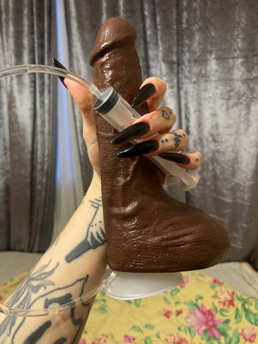 Хвастаюсь маникюром https://t.co/4zh9yjf9E9<a href="/tag/%D0%BD%D1%8E%D0%B4%D1%81%D0%BE%D1%87%D0%B5%D1%82%D0%B2%D0%B5%D1%80%D0%B3"class="tags"><span>#нюдсочетверг</span></a>