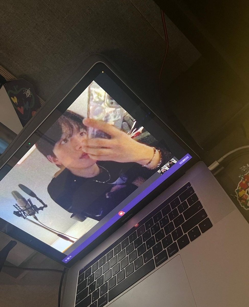 BringLYMBack's tweet photo. [230310] #WIUSTAGRAM @/y0ung_wiu 

Eng: It's been a while?!* 

* since the last post/he last posted https://t.co/YEN2XkyvDh
