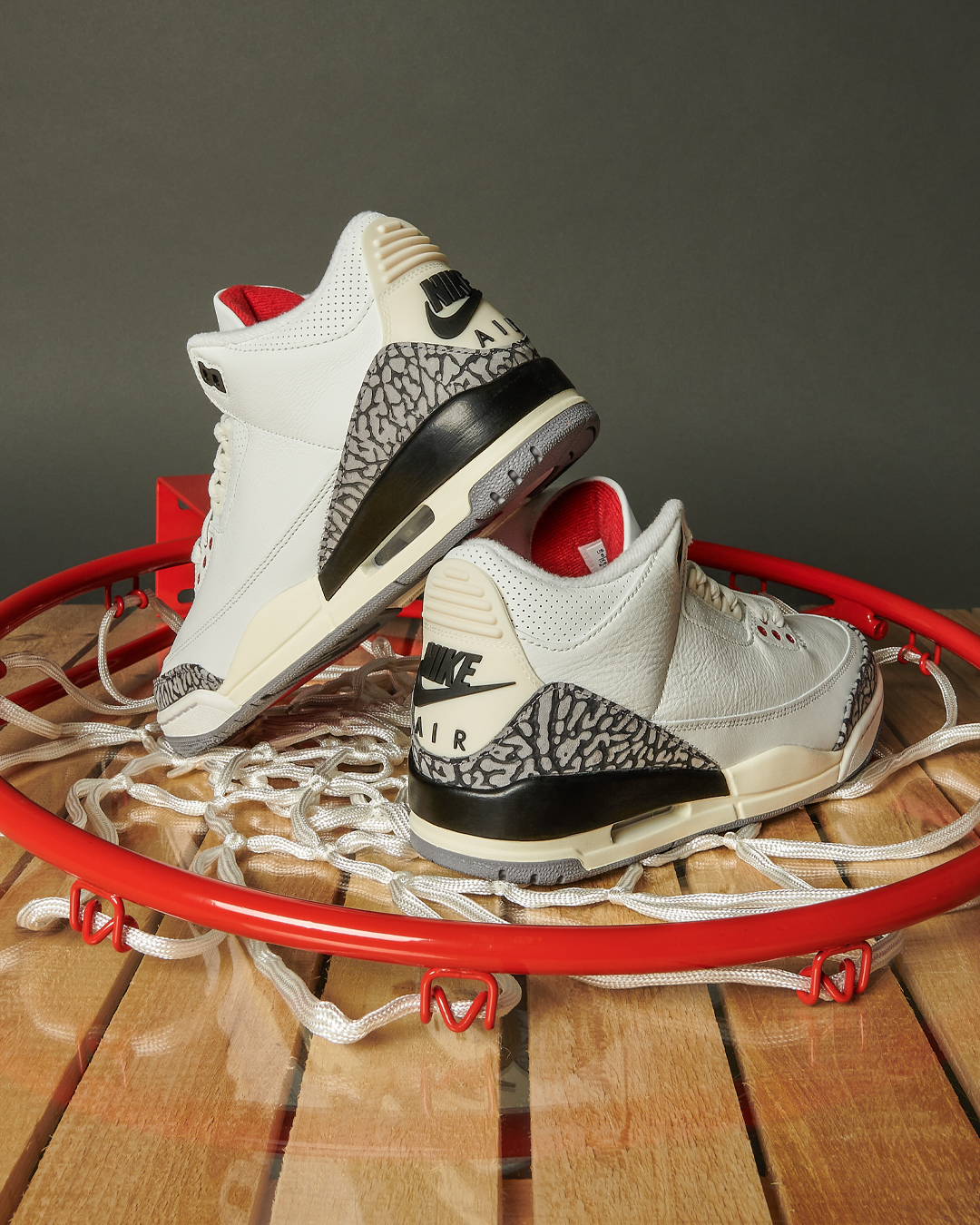 Jordan cement hotsell 3 footlocker