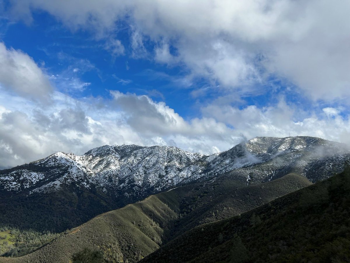 SaveMountDiablo's tweet photo. "Nature is full of genius, full of divinity; so that not a snowflake escapes its fashioning hand." โHenry David Thoreau
๐ธ: Ted Clement
#MtDiablo #MountDiablo #BayAreaSnow https://t.co/O0EjxG7cQg