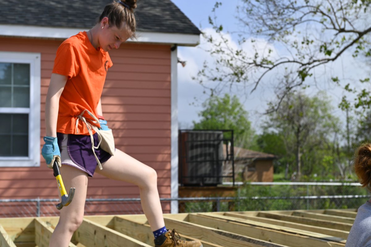 HabitatNOLA's tweet image. Our thanks to the students from @UVA for joining us this past week for their #AlternativeSpringBreak #ASB2023!