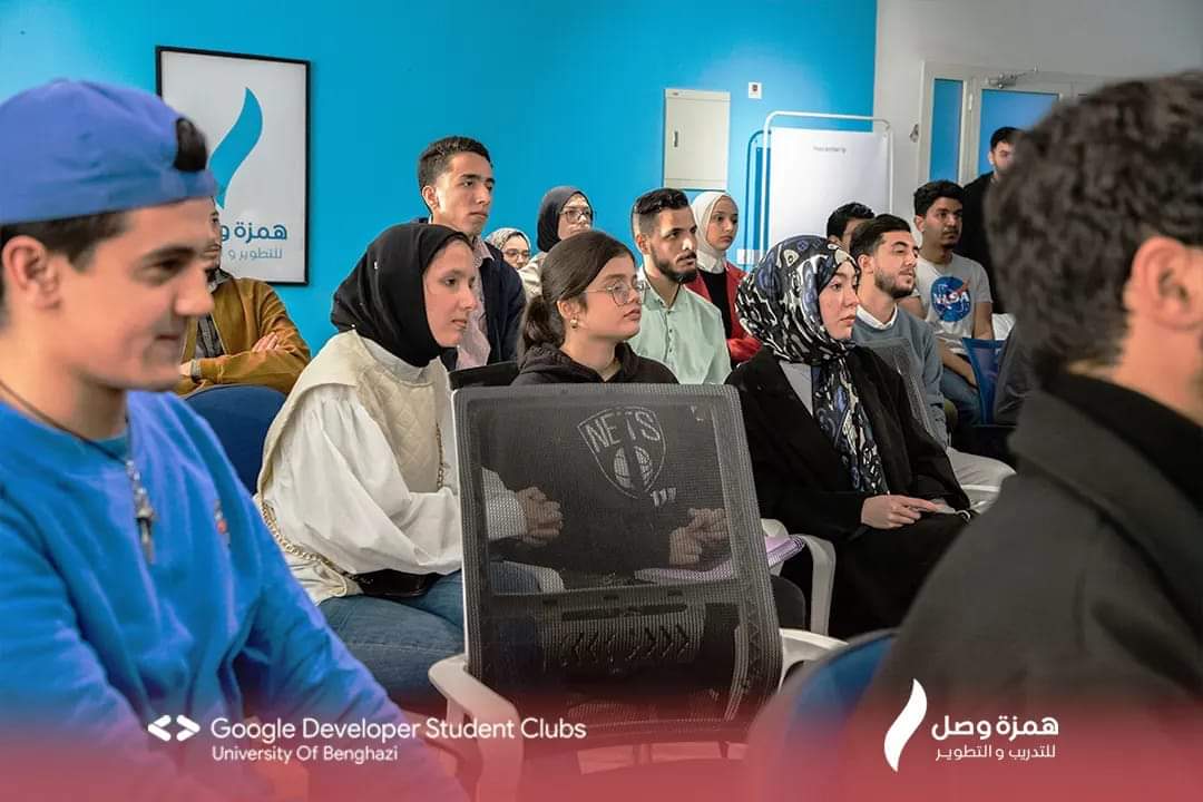 gdscuob's tweet photo. English below...

أقام نادي قوقل للطلبة المطورين - جامعة بنغازي يوم الأحد الماضي إحدى جلسات الـ DevTalk بإستضافة @HamzatWasel_LY https://t.co/F4wi9yXZqV
