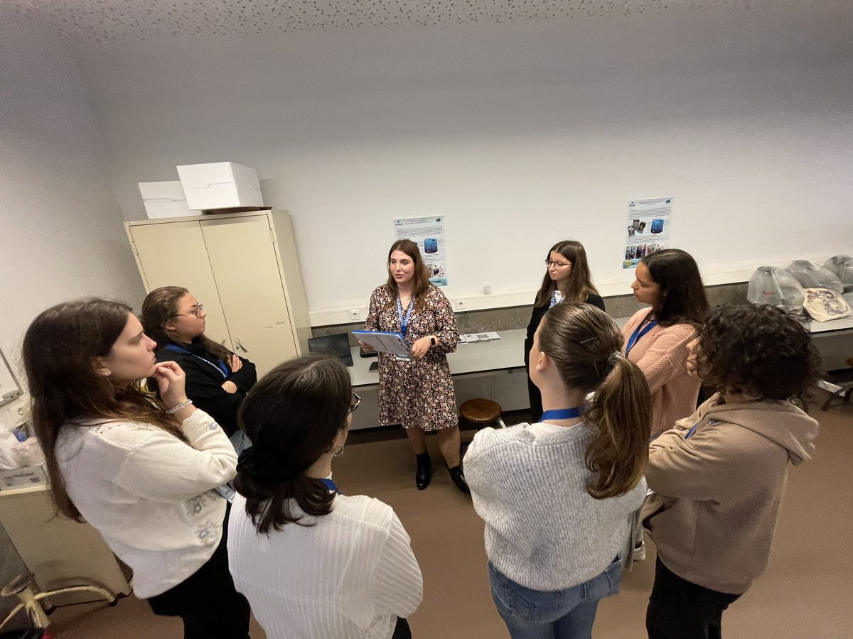 deepbaseline's tweet photo. What a great time sharing the DEEPbaseline project with students from all over Portugal and beyond as part of the “Jornadas do Mar” at @ICBAS_UPorto. #sponges #corals #VMEs #LEK … We suspect some will become #deepsea #biologists #taxonomists 😊 https://t.co/4fl3Hkl5BW