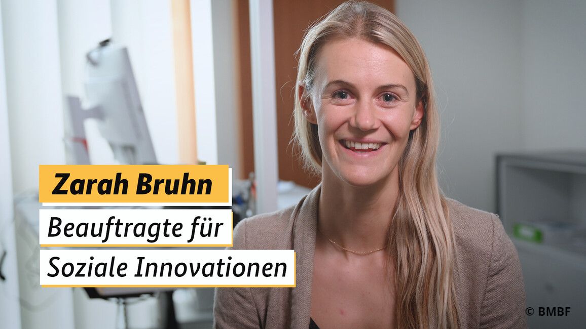 bmftr_bund's tweet photo. 72 Anträge – ein Erfolg auf ganzer Linie für die erste Förderrichtlinie von „Gesellschaft der Innovationen“! Wir freuen uns mit @ZarahBruhn über so viel Resonanz aus dem Hochschulraum für Fort- und Weiterbildungsinstrumente im Feld #SozialeInnovationen und #Sozialunternehmen. https://t.co/77XRSdrPV6