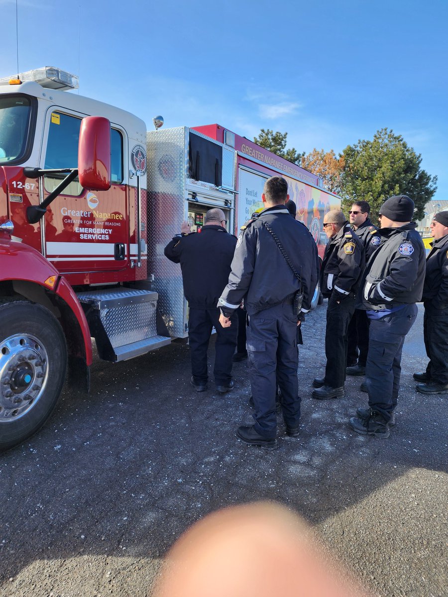 Deputy_DC's tweet photo. I would like to thank DC Hammond, FF Sager &amp; FF Chadwick of Napanee FD for passing on their tanker shuttle procedure &amp; knowledge to BFES Rural members this morning. https://t.co/NPyqgUfOOb