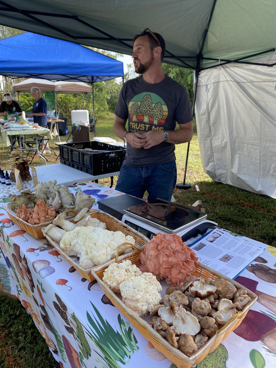 AbramBicksler's tweet photo. And ECHO’s Global Food and Farm Festival is happening! #echofightshunger #sustainability #agroecology https://t.co/EgO0xVridj