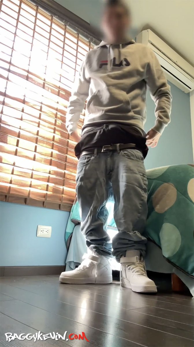 streetsaggers's tweet photo. https://t.co/fBIRYia71o video
#doublesag #dickprint #sagger #saggers #saggingpants #sneakersaddict #extremesag https://t.co/ymdGRwyOTo