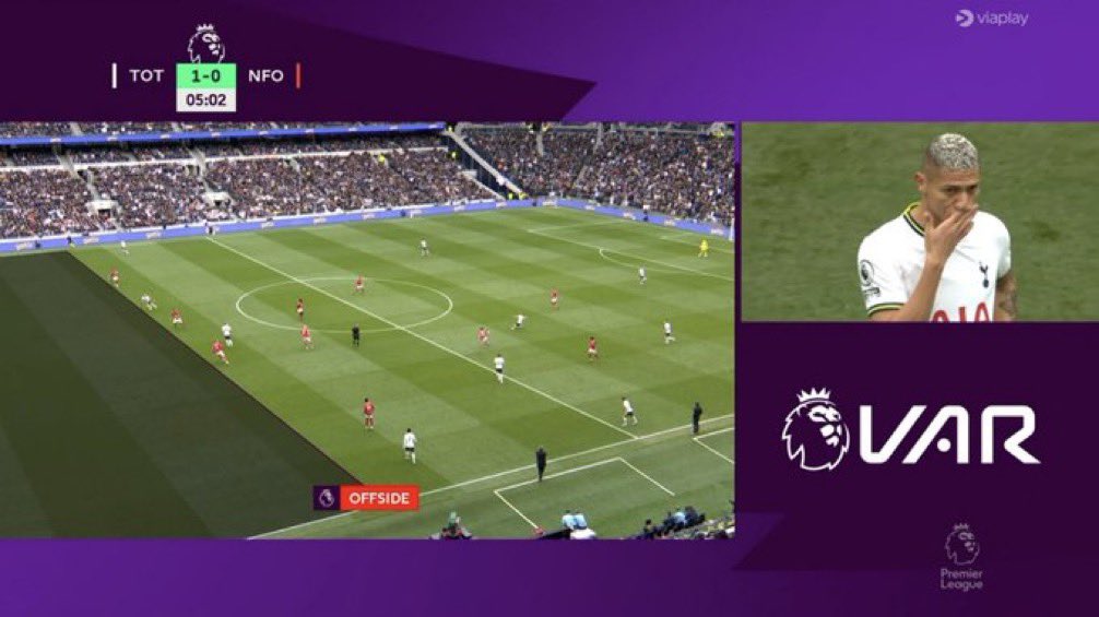 Guess which one counted. VAR is just a guessing game ffs