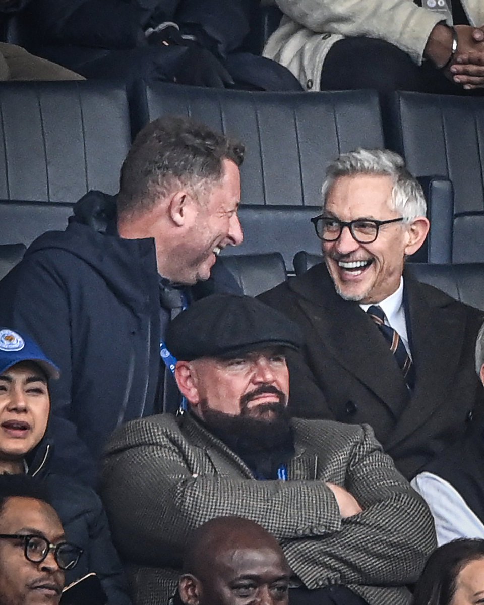 Gary Lineker enjoying a relaxing afternoon at Leicester 😆