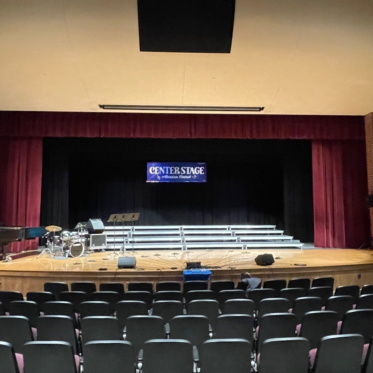 AberdeenCHS's tweet photo. Center Stage  schedule has been adjusted for weather but most of the competing teams have made it. Come out for a day of music, performance, &amp; competition. Come see vocal jazz groups and show choirs from South St Paul, SF Washington, Harrisburg, Groton, and AC! NFHS has Stream https://t.co/bmg9zVoNB1