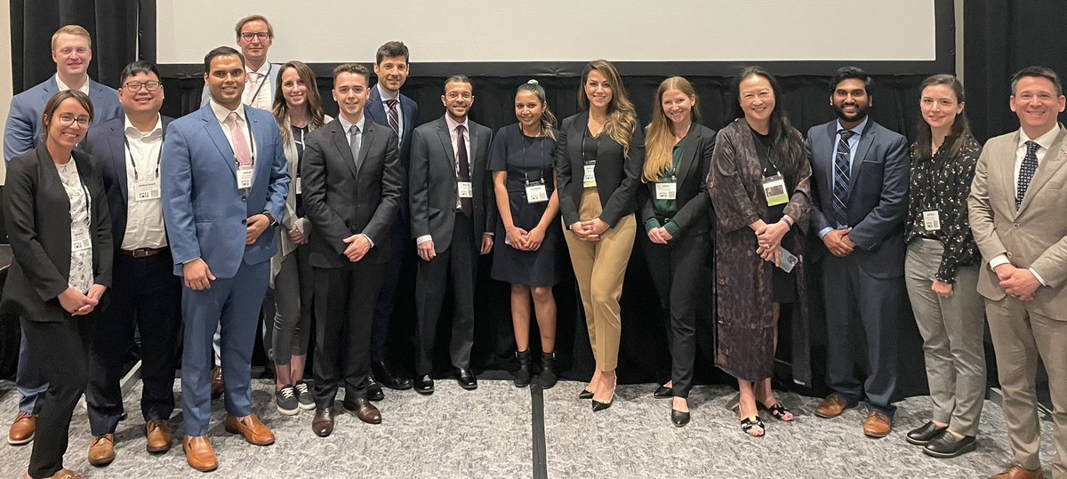 Had fun with these emerging #HPB surgeon scientists at #AHPBA2023 “Writers Workshop” ✍️ today! Lots of great conversations about preparing a research paper 📝 and handling a manuscript review. Will look for you all on #pubmed! Academic surgery is great! 👍 Good luck! 👍