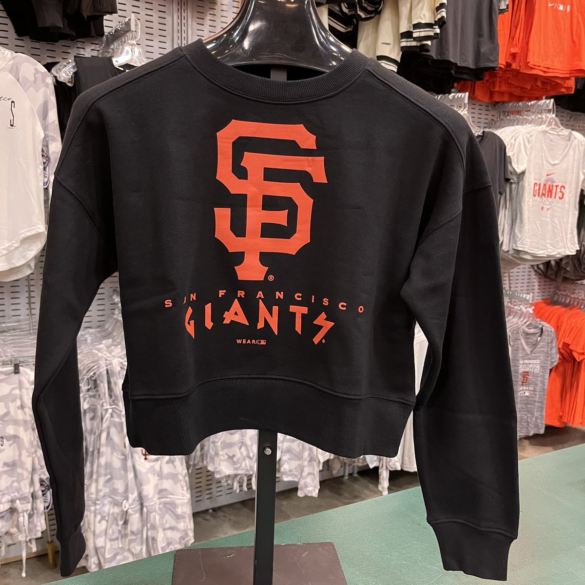 SFGDugoutStore's tweet image. Ladies! Get ready for the upcoming @sfgiants ⚾️ season, by updating your wardrobe with these @WEARbyEA styles from @erinandrews!
Available now at our #OraclePark location! #SFGiants #WearByEA

instagram.com/p/CpqYiriuBcF/
