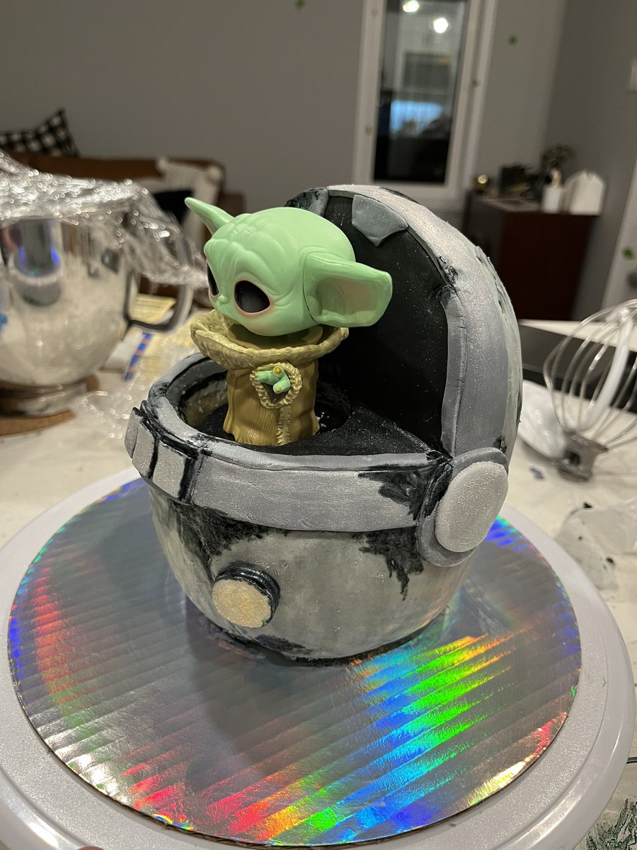 To the amazingly talented bakers sharing step by step videos on how to make fun cakes on YouTube, thank you. I MADE THIS and one little girl very very happy.  #ThisIsTheWay