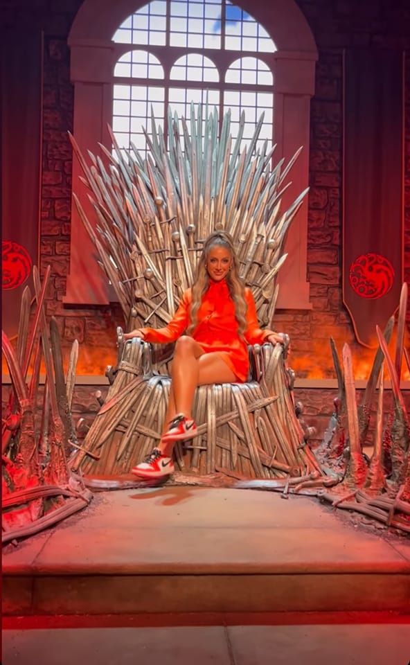 xTheHellionx's tweet photo. Want to dethrone me? Bring it on. You know where to find me. #RipperQueen https://t.co/mgi1IO8EIK