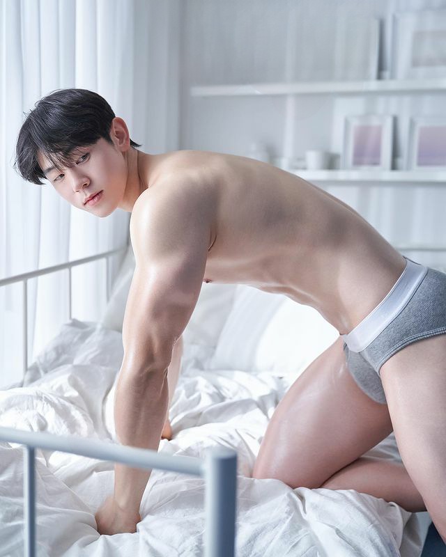 SW00FCK's tweet image. ㅤㅤㅤㅤㅤㅤKIM SUNWOOㅤㅤㅤㅤ

ㅤㅤㅤㅤㅤ— Veterinarian🧑🏻‍⚕️ㅤㅤㅤ 
ㅤㅤㅤㅤ— 28 years old
ㅤㅤㅤㅤㅤ— Korean 🇰🇷
ㅤㅤㅤㅤ— 1,88
ㅤㅤㅤㅤㅤ— Model 
ㅤㅤㅤㅤ— Bissexual
ㅤㅤㅤㅤㅤ— Flex
ㅤㅤㅤㅤ— hard kinks
ㅤㅤㅤㅤㅤ— Bissexualㅤㅤㅤㅤㅤㅤ
ㅤㅤㅤㅤㅤㅤㅤㅤㅤㅤㅤㅤㅤㅤㅤㅤㅤ