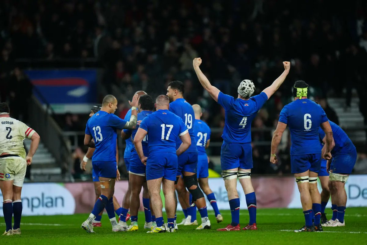 Magnifique souvenir à Twickenham 🏴󠁧󠁢󠁥󠁮󠁧󠁿📍
Merci aux joueurs pour leurs engagement et aux supporters 🇨🇵