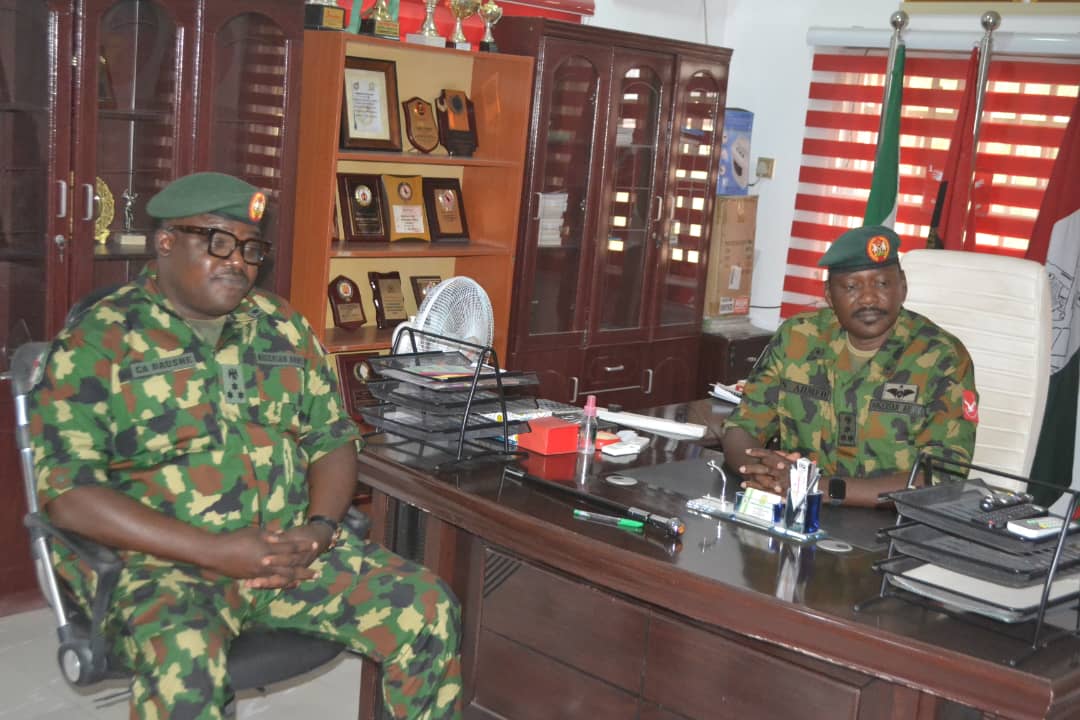 Yatab_ngr's tweet photo. The newly posted Commander 1 Brigade Nigerian Army Gusau/ Sector 1 Joint Task Force (JTF) North West (NW) Operation Hadarin Daji (OPHD), Brigadier General S Ahmed today assumed command of the Nigerian Army's premier Brigade.
#OPHD #NorthWest https://t.co/rQzLTUtjDJ
