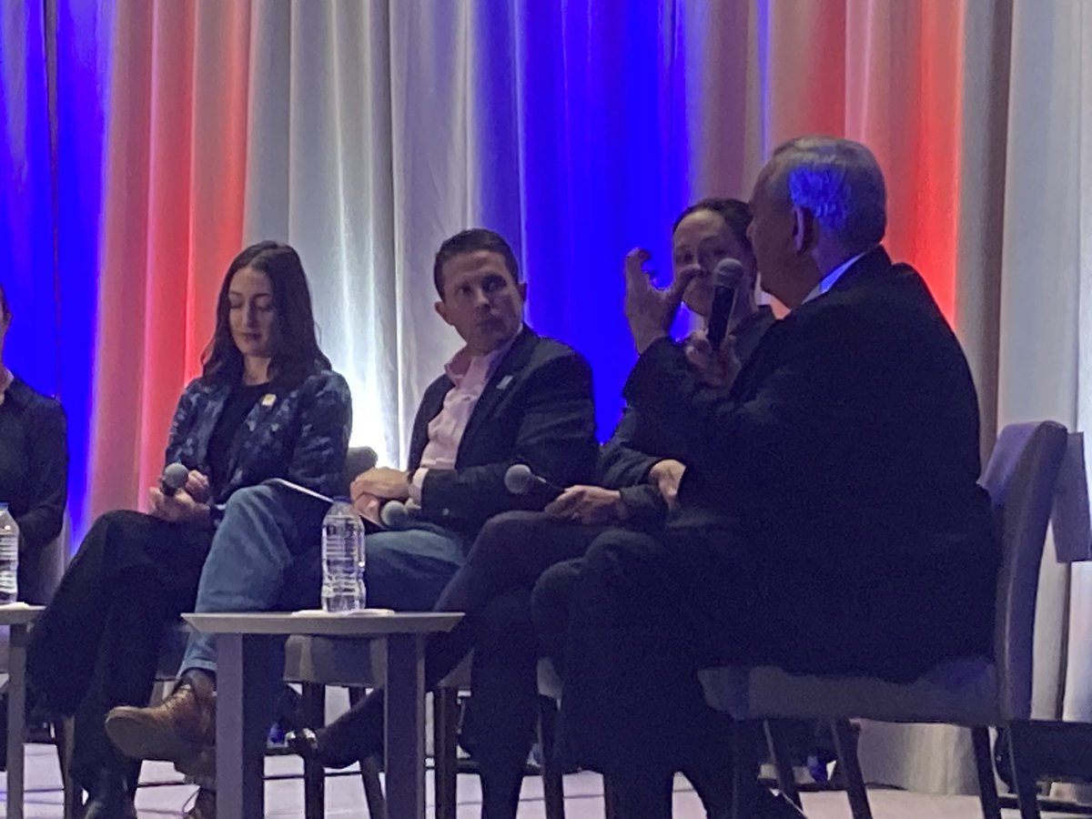 Randy Clarke (@wmatagm) on Twitter photo Appreciate regional leaders <a href="/lohplaces/">Tracy Hadden Loh 🌸</a> <a href="/MWAAHQ/">Metropolitan Washington Airports Authority</a> CEO, <a href="/MayorBowser/">Mayor Muriel Bowser</a> Econ Dev #DCcomeback team, & <a href="/GW_Partnership/">Greater Washington Partnership</a> CEO joining a panel <a href="/APTA_Transit/">PublicTransportation</a> Legislative Conf discussing the value of mobility to cities & specially <a href="/wmata/">Metro Forward</a> to the #DMV Universal message, 🚇🚌 =successful community Appreciate regional leaders <a href="/lohplaces/">Tracy Hadden Loh 🌸</a> <a href="/MWAAHQ/">Metropolitan Washington Airports Authority</a> CEO, <a href="/MayorBowser/">Mayor Muriel Bowser</a> Econ Dev #DCcomeback team, & <a href="/GW_Partnership/">Greater Washington Partnership</a> CEO joining a panel <a href="/APTA_Transit/">PublicTransportation</a> Legislative Conf discussing the value of mobility to cities & specially <a href="/wmata/">Metro Forward</a> to the #DMV Universal message, 🚇🚌 =successful community