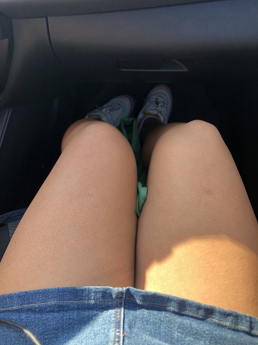 Chubbitta2024's tweet photo. Solsito 🌞 

Buen finde mis 😈

Que se hace ? https://t.co/2mF5NkRPNH