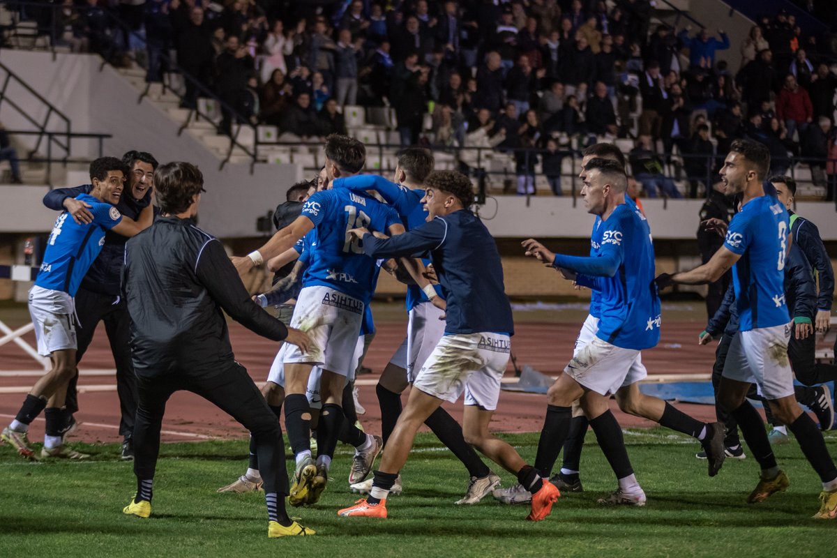 SanFernando_CD's tweet photo. 💙 𝗧𝗼𝗱𝗼𝘀 𝗷𝘂𝗻𝘁𝗼𝘀 𝘀𝗼𝗺𝗼𝘀 𝗺𝗲𝗷𝗼𝗿𝗲𝘀

¡Mañana a por el #SanFernandoUnionistas! https://t.co/TZqtUb16Uo