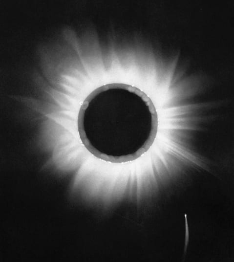 astro_teresting's tweet photo. X/1882 K1
๐ธ taken by English astronomer Arthur Schuster of Comet Tewfik during the total solar eclipse of May 17, 1882
#comet #x1882k1 #cometvibes #solareclipse #astronomy #astronomylover #astroshot #astronomyphotography #education #explore #space
โ๏ธ https://t.co/hHFf2SfLN1 https://t.co/vzZrTJFcAZ