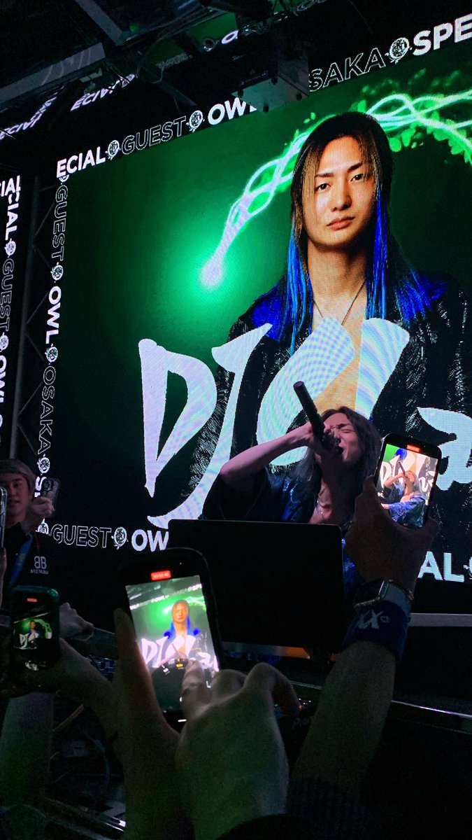 nomANDdream5's tweet photo. 久々クラブに行ったのはRepezen FoxxのDJ社長イベント
本当社長は凄いの一言しかない🥹
そして3150！な瞬間でした😆
レペゼンのMCしているminiさんの生MC聞けてかなり3150！

#RepezenFoxx 
#DJ社長
#MCmini
#レペ狂 https://t.co/oeK0WbiGgh
