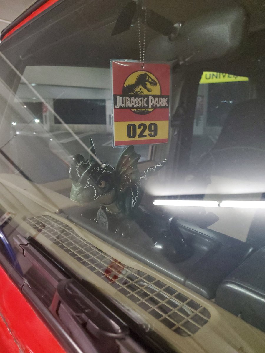 I will never get tired of seeing a #JurassicPark #Jeep in the wild.