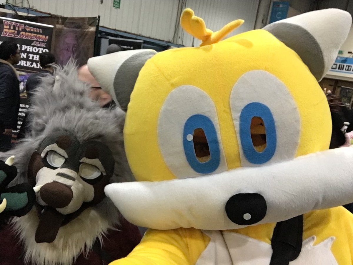 NeverColoV1's tweet photo. Went to #ExeterComicCon today and I managed to do decent. A few furries, lots of Stormtroopers and even 2 doctors, Colin Baker (number 6) and Paul Migain (Doctor 8)
Thanks again @ukcgfevents and hope to partake again. https://t.co/GWOajYV6X8