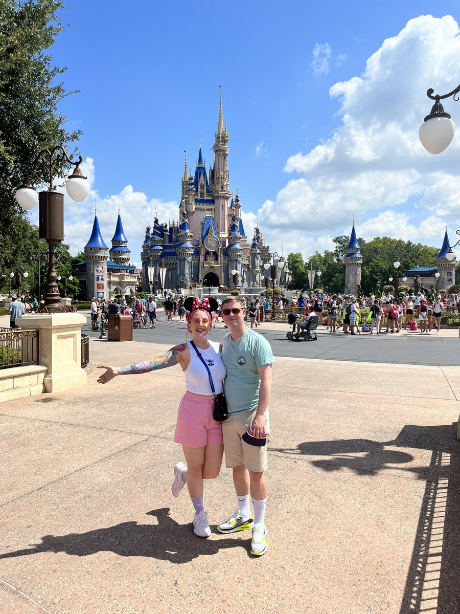 Stephanie Dawson tweet media