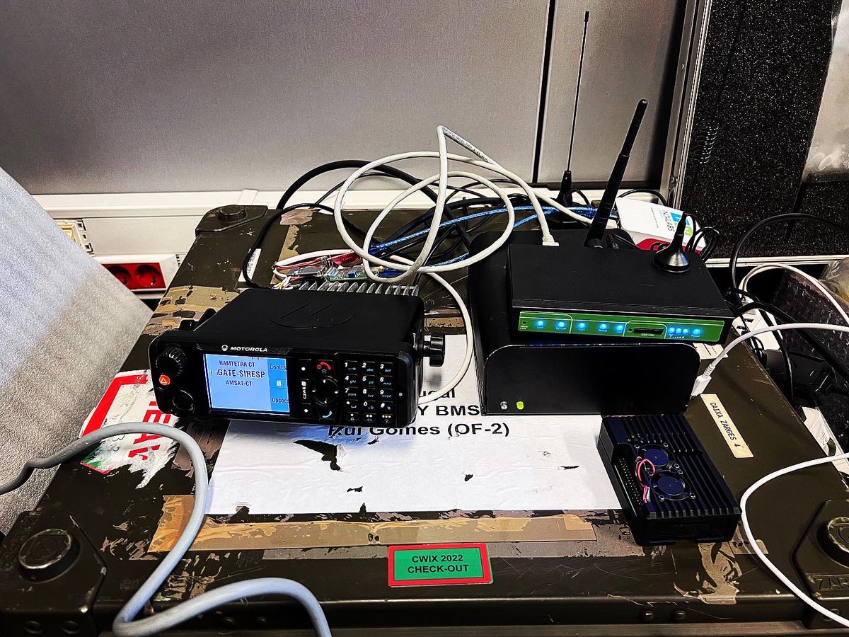 amsatct's tweet photo. Integration of Ham Network with the Portuguese security system SIRESP S.A. #amsatct #qo100 #tetra #siresp #eid #inovlabs #oeirasvaley https://t.co/z6zJQ66vUJ