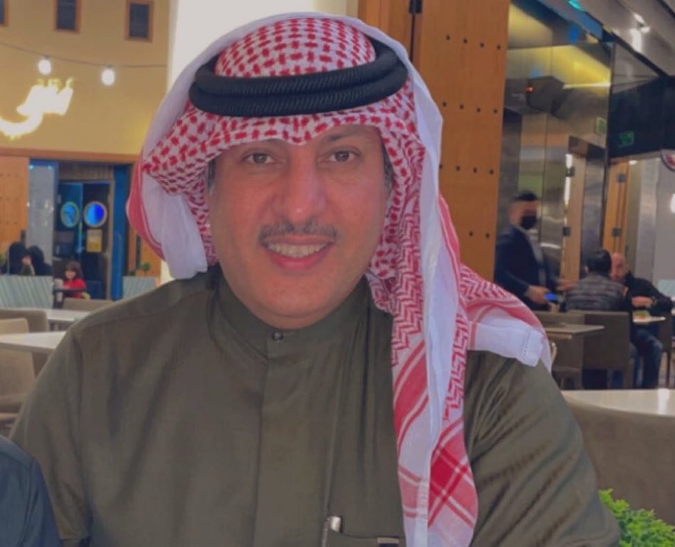 يرقد الاعلامي بدر الدابان في مستشفى الفروانيه على اثر وعكه صحيه المت به وخدمة خبر عاجل الإخبارية تتمنى له الشفاء العاجل وموفور الصحه والعافيه