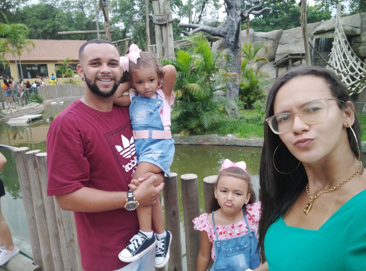 BPollycarpo's tweet photo. Dia de conhecer a #Bioparquedorio
#passeioemfamilia ❤️ https://t.co/PJDjG7Qwsm