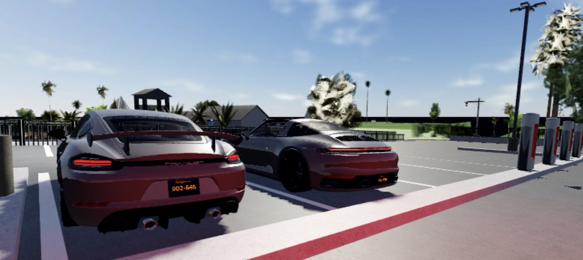 Drivingempire9's tweet photo. Porsche 🔥 https://t.co/NoJbrwhDd1