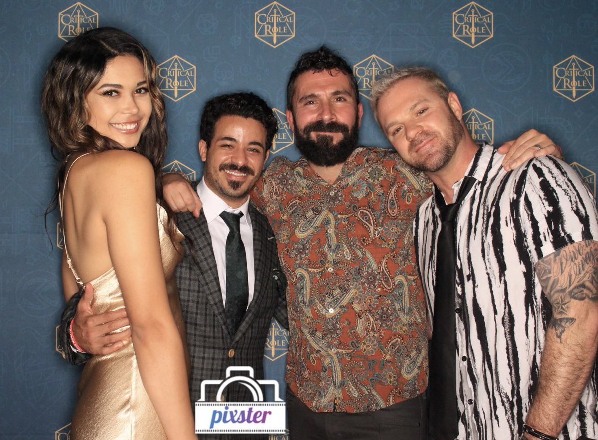 What a great friggin time. The gratitude I have for the open hearted in this world is beyond measure. It's home. Much love to all I got a chance to hang and chat with last night. 
@navarroc0821 <a href="/baywud/">BAYWUD</a> Alyssarenaecampbell (on Instagram 🙂)