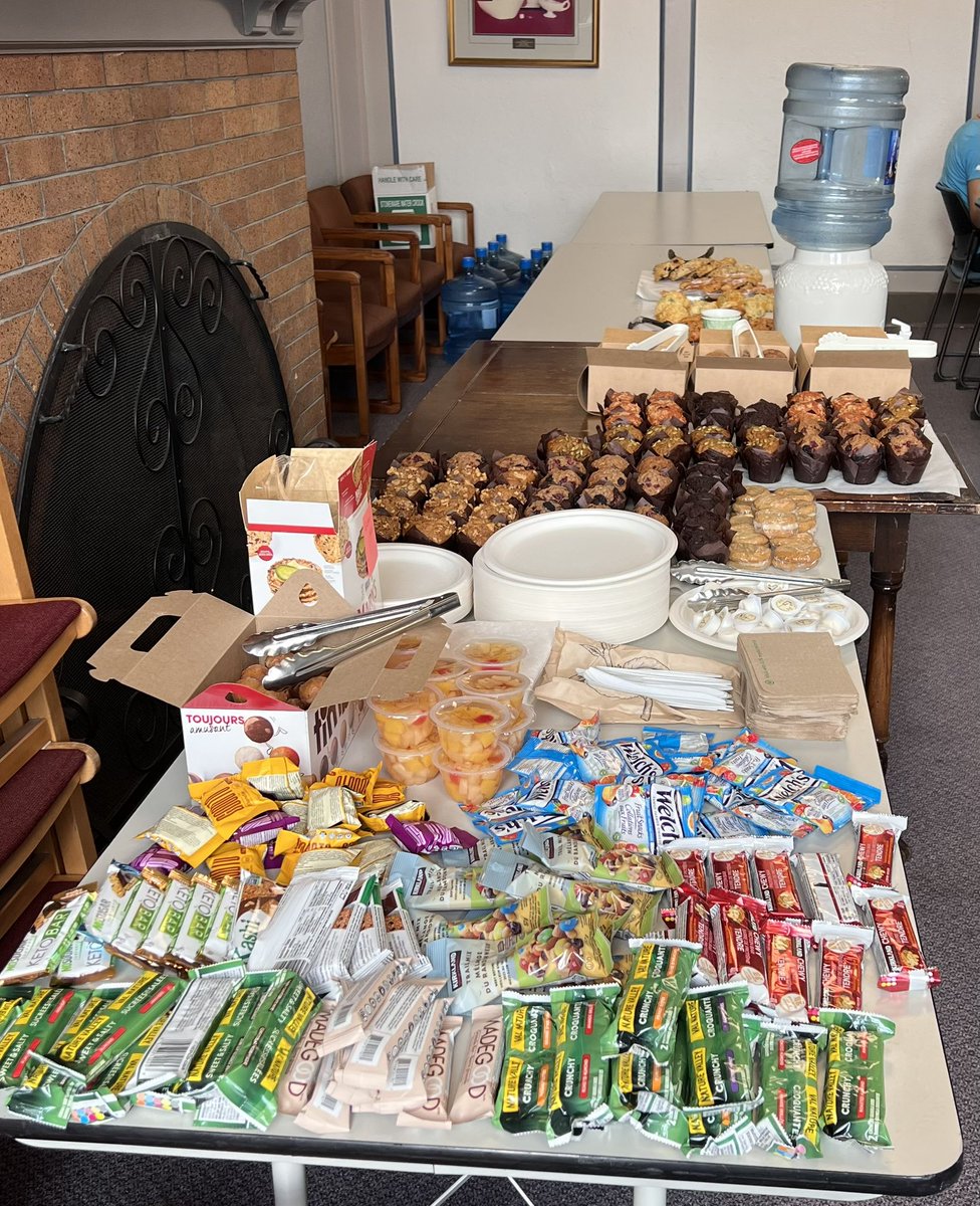 1deejaymac's tweet image. Wish I did not have breakfast before I left the house  #CodeHack