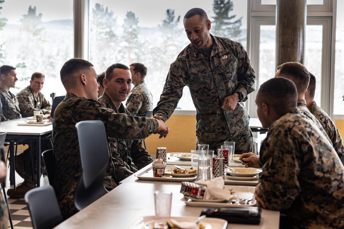 USMC's tweet photo. #MarineCorps commanders of @2dMarDiv visit Marines, Sailors, and allied forces in Setermoen, Norway, March 5.

#2dMARDIV commanders conduct visits throughout Europe to maintain valuable relationships with @NATO allies and expand bilateral cooperation. 

#AlliesAndPartners https://t.co/wHtudMeTIA